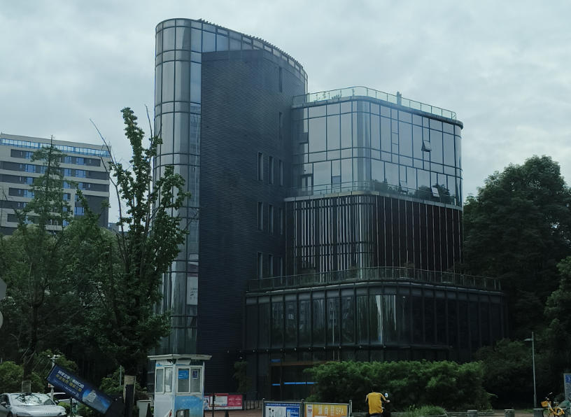 蓝光空港总部基地